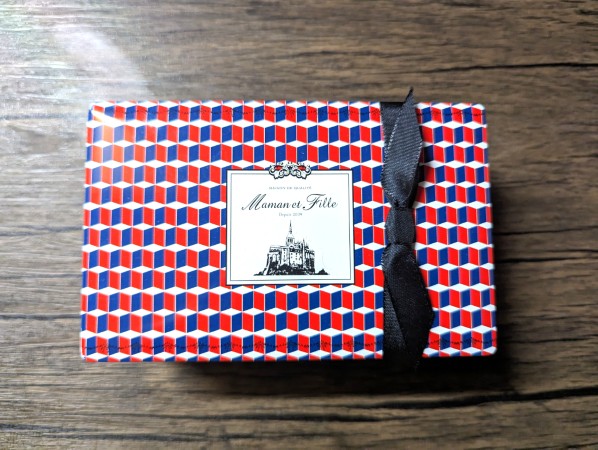 マモン・エフィーユ　クッキー缶　ビスキュイ